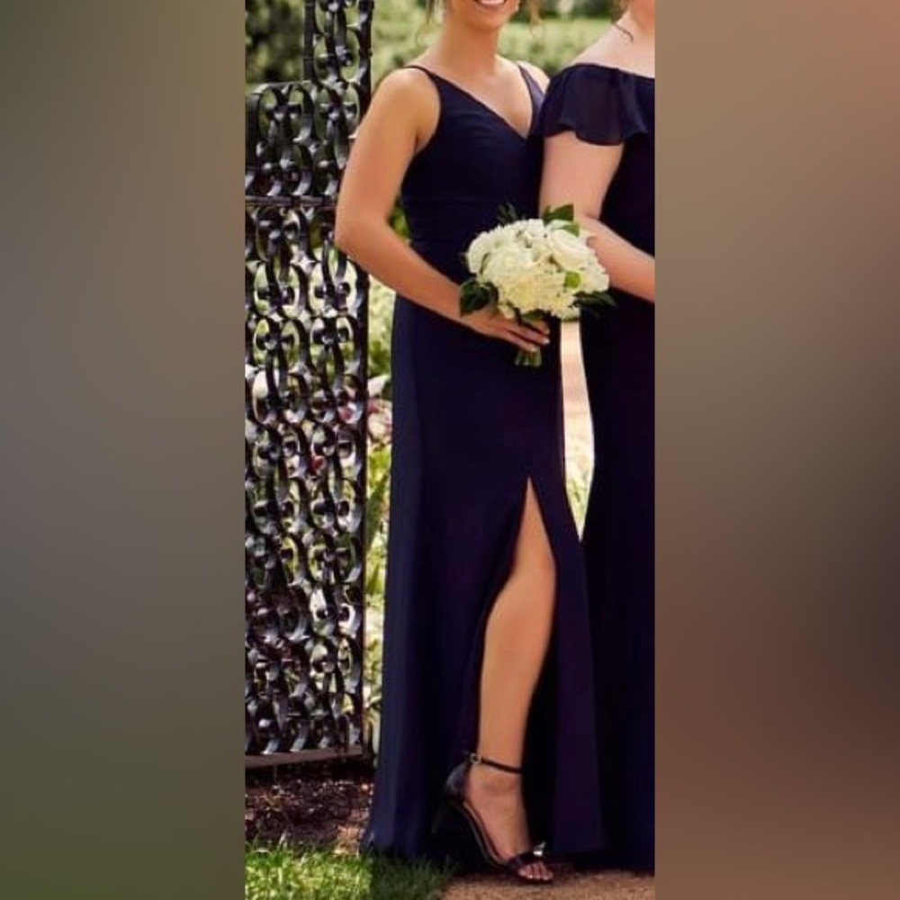 Navy size 8 - SOCIAL BRIDESMAIDS 8187